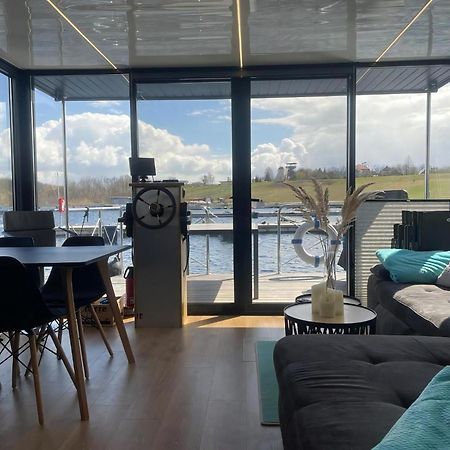 Hausboot Schiff Fuer 4 Personen Ca, 33 M Sup2 In Braunsbedra, Sachsen Anhalt Halle Saale Unstrut Region Ngoại thất bức ảnh
