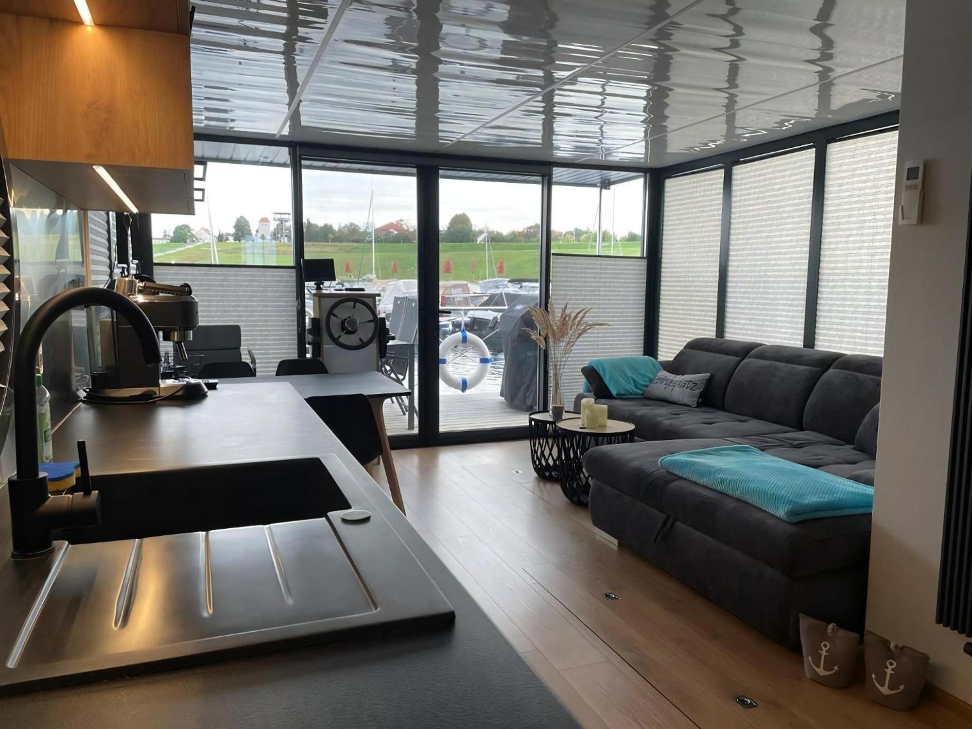 Hausboot Schiff Fuer 4 Personen Ca, 33 M Sup2 In Braunsbedra, Sachsen Anhalt Halle Saale Unstrut Region Ngoại thất bức ảnh